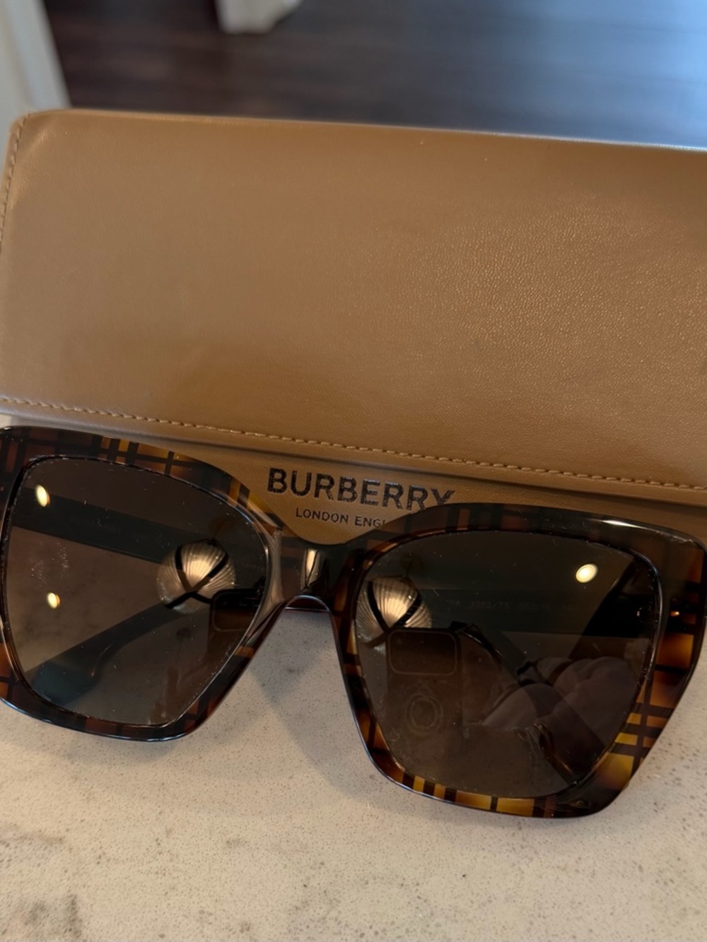 Burberry 55mm Polarized Square Cat Eye Sunglasses - Brown - Picture 2 of 7